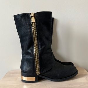 Vince Camuto Winivie Black Moto Boots/ Gold Zipper